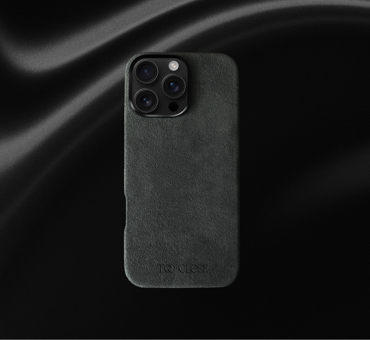 Graphite Shadow Alcantara® Magsafe Case