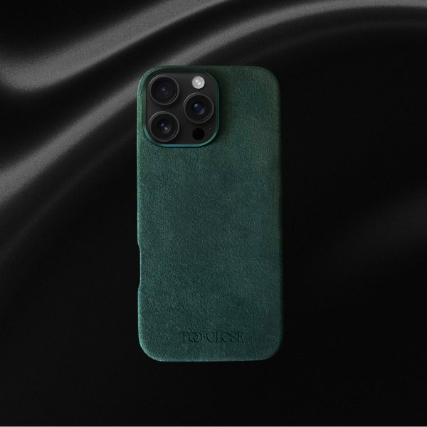 Emerald Veil Alcantara® Magsafe Case