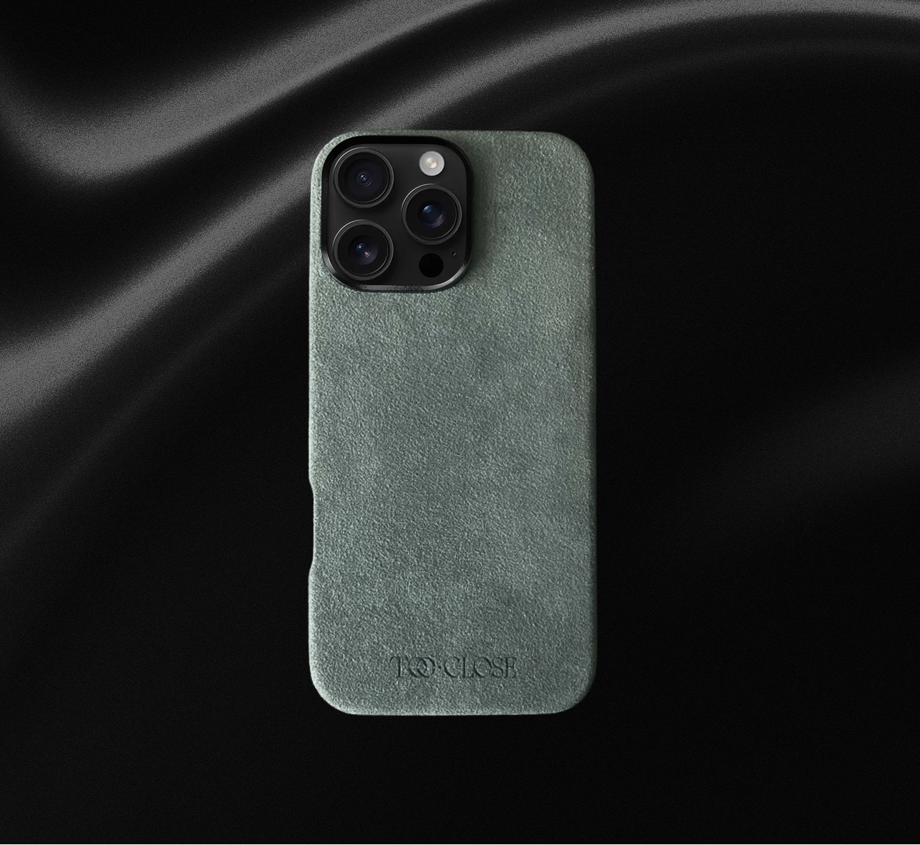 Silver Haze Alcantara® Magsafe Case