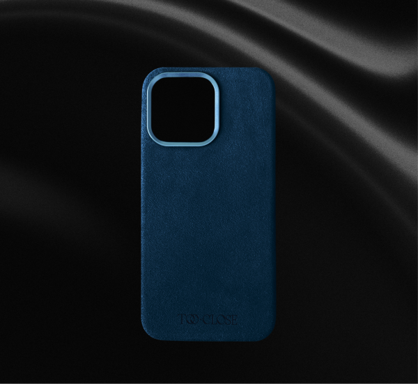 iPhone Alcantara® MagSafe Husă - Azure Whisper