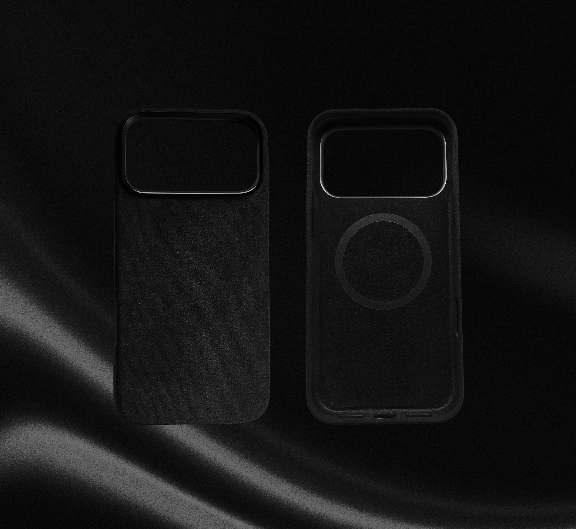 17 PRO MAX – iPhone Alcantara® MagSafe Husă Obsidian Touch