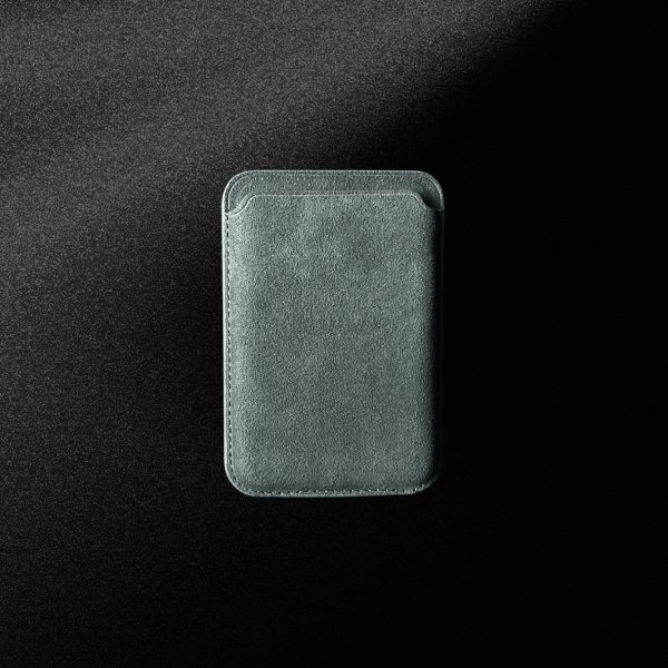 MagSafe Wallet Silver